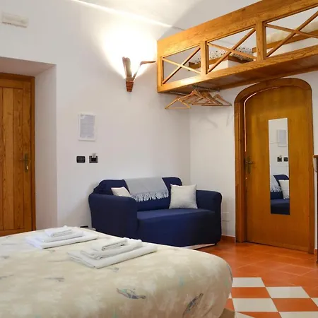L'antico Episcopio Bed & Breakfast 4*