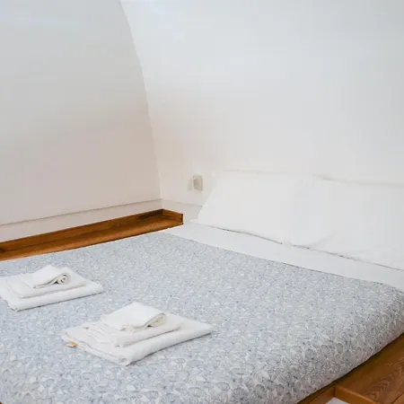 Bed & Breakfast L'antico Episcopio 4*