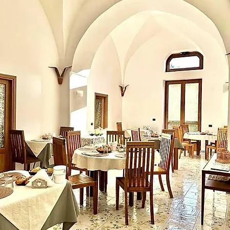 L'antico Episcopio 4* Scala